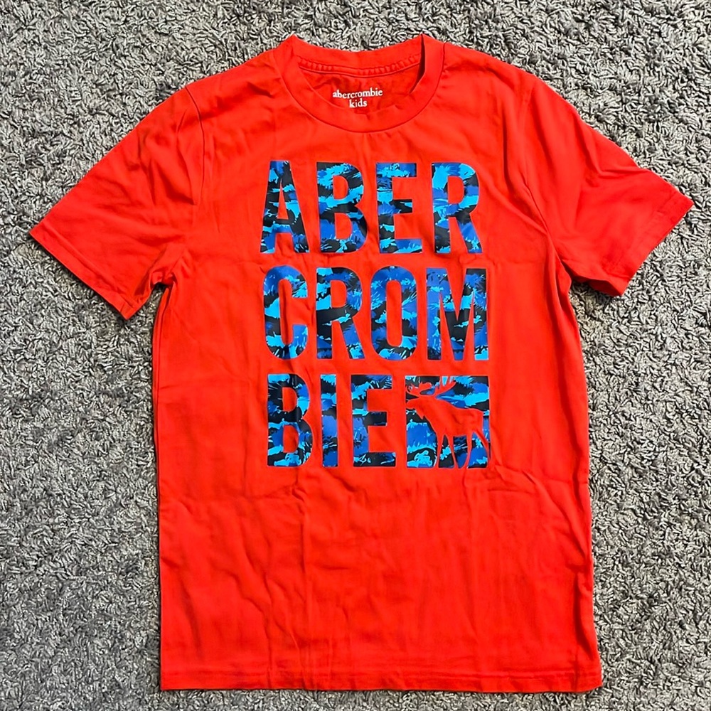NWOT :A&F kids tee 11/12